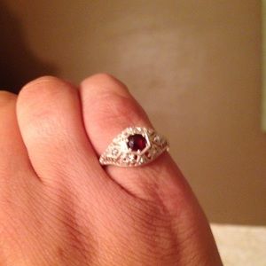 Beautiful sterling silver ring